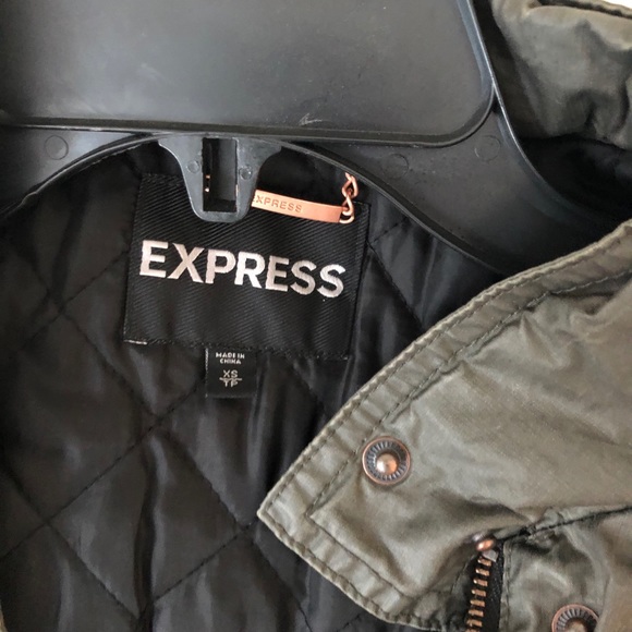 Express jacket with removable hood - Picture 6 of 6